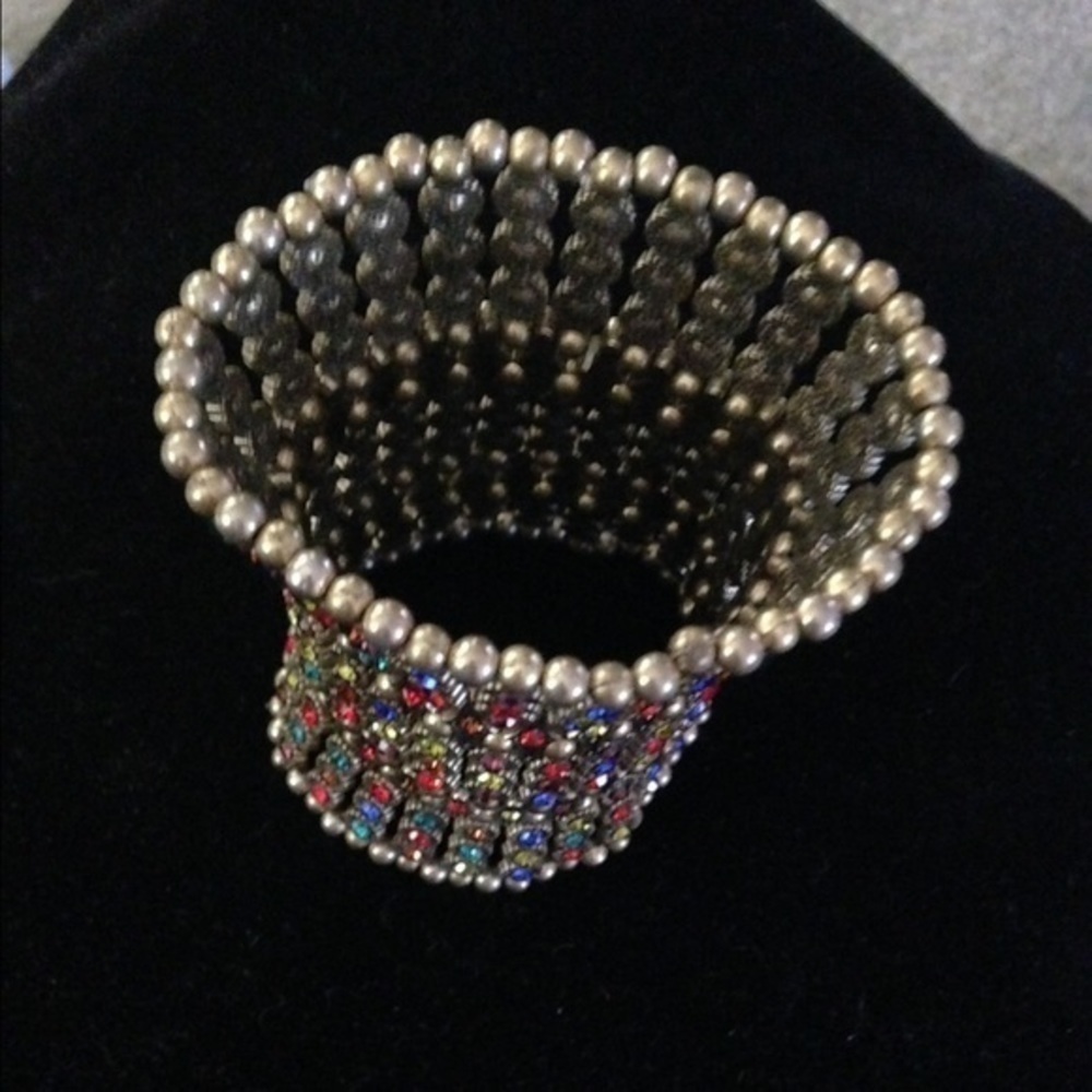 Multi-color bracelet. - Picture 3 of 5